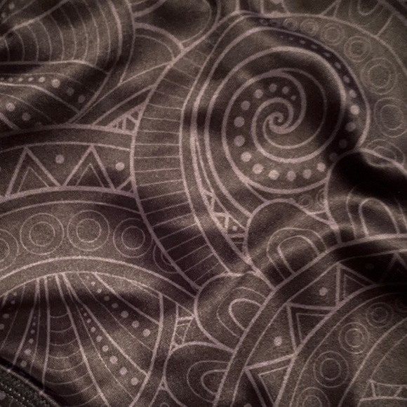 XL constantly varied gear sports bra - Picture 3 of 3